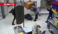 Жестокая драка произошла в одном из магазинов Ленинского района Красноярска