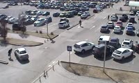 В Красноярске разыскивают водителя, сбившего пешехода на парковке ТРЦ планета 