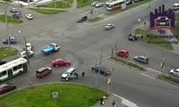 авария на перекрестке 9 Мая - Комсомольский