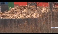 В Канске горят отходы лесопильного производства 