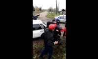 Конфликт жителей Канска с полицейскими из-за машины