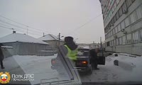 В Красноярске инспекторы ДПС задержали нетрезвого водителя-рецидивиста