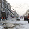 В центре Красноярска после крупного пожара всё еще закрыто автодвижение 