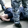 В Туруханском районе пьяный полицейский с одобрения коллеги избил подростка 