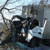 На правобережье Красноярска пьяный водитель врезался в дерево