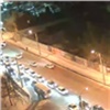 В Советском районе Красноярска Mercedes сбил двух пешеходов (видео)