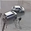 Водители устроили потасовку на кольце улиц Маерчака и Калинина в Красноярске (видео)