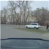 Автомобилисты на ВАЗах подрались в Красноярске (видео)