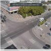 Автобус протаранил иномарку на перекрестке в центре Красноярска (видео)
