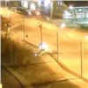 ВАЗ перевернулся после ДТП на Свердловской в Красноярске (видео)