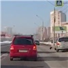 «Нет уважения на дороге»: В Красноярске спешащие водители сбили двух пешеходов (видео)