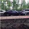 В Красноярске водителя зажало между машинами: мужчина погиб