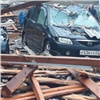 В аэропорту «Емельяново» гроза обрушила крышу склада (видео)