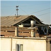 «Три недели без света»: в доме на Семафорной повредили проводку при капремонте крыши