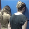 Полицейские показали задержание проституток на тихой красноярской улице (видео)