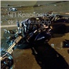 На сложном перекрестке в Советском районе Красноярска байкер налетел на автомобиль: есть пострадавшие (видео)