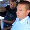 Жители Ачинска сдали полиции пьяного таксиста (видео)