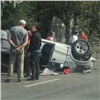 Водитель Subaru пролетел на красный, разбил 2 машины и скрылся
