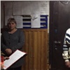 Молодой рыбак из Бора отдал полицейским 15 кг черной икры и 38 килограммов осетрины (видео)