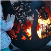 СГК установила на Театральной площади сказочные камины с живым огнем