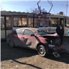 «Не заметила»: в Красноярске молодая автоледи врезалась в трамвай