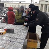 Во время необычного рейда у уличных торговцев в Советском районе Красноярска арестовали товар. Другим пригрозили новыми облавами