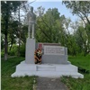 Прокуратура заставила чиновников отремонтировать памятник героям Гражданской войны в Шарыпово