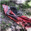 «Таких мусорных экспонатов еще не было»: красноярцы спустили в канализацию надувной матрас