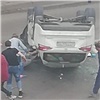 В воскресенье на дорогах в Красноярске случились сразу три ДТП с «перевертышем» (видео)