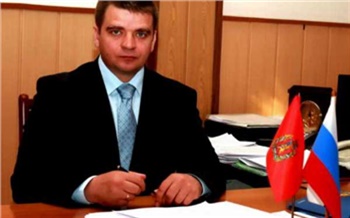Экс-глава Минусинского района помогал жене управлять фирмой и попал под уголовное преследование
