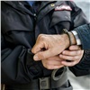 В Красноярске по подозрению в получении взятки задержали сотрудника ГУФСИН