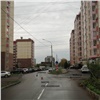 В Красноярске пьяный подросток на «Тойоте» врезался в мусоровоз 