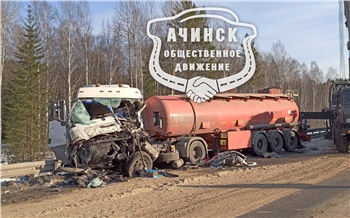 На трассе в Красноярском крае произошло два смертельных ДТП с фурами