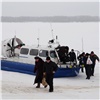 На Ангаре лед повредил судно на воздушной подушке с пассажирами. Пришлось дрейфовать 10 км в ожидании помощи