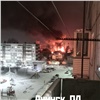 Склад с автомобилями сгорел в Ачинске: тушили 8 часов (видео)