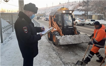 Из-за неочищенных дорог в Красноярске увеличилось количество ДТП