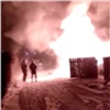 Минусинский полицейский топором разбил окно в горящем доме и спас пенсионерку (видео)