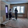 «На стенах появились грибок и плесень»: в Кировском районе восстановили квартиры с незаконными перепланировками