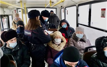 За февраль в Красноярске привлекли к ответственности 15 пассажиров-антимасочников