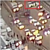 «Люди подлетели в воздух»: на «Зените» автомобиль сбил пешеходов на остановке (видео)