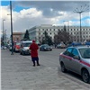 В Красноярске спецслужбы ищут взрывное устройство в здании краевого правительства (видео)