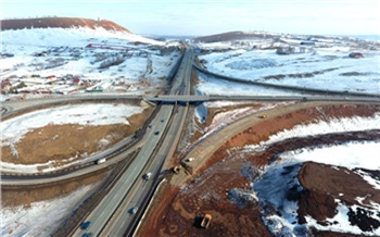 Участок дороги на западном выезде из Красноярска планируют сдать раньше срока