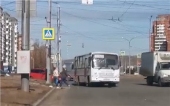 Водитель популярного красноярского автобуса 7 раз нарушил ПДД за один рейс