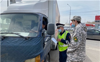 В Красноярском крае начались масштабные проверки грузовиков. Ищут незаконных перевозчиков отходов