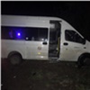 В Красноярском крае легковой автомобиль врезался в пассажирский микроавтобус