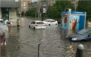 «Затопило к чертям!»: как Красноярск снова накрыло ливнем
