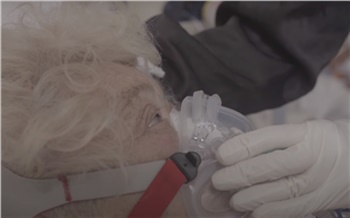 «Всё внутри перевернулось»: в сети появился фильм режиссера-документалиста о третьей волне коронавируса в Красноярске