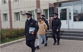 В Красноярске задержали 18-летнего виновника ДТП на Семафорной. За полгода он получил 10 штрафов