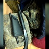 В Норильске сотрудника госведомства подозревают в хранении и продаже огнестрельного оружия (видео)
