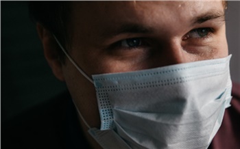 В Красноярском крае продолжает снижаться заболеваемость коронавирусом. Смертность тоже пошла на спад